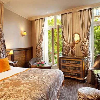 Nos hôtels-boutiques à Paris 1 Hotel Manoir saint germain des Pres 6 hotels in Paris jpg