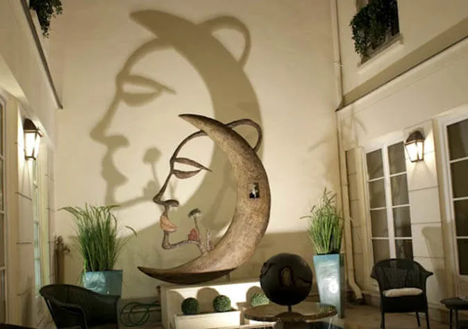 サービス 8 Hotel Luxembourg Parc Courtyard detail jpg