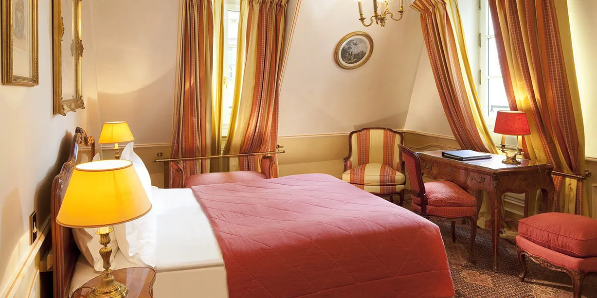 スーペリア ダブルルーム 15 Superior room 3 Luxembourg Parc Hotel Paris jpg