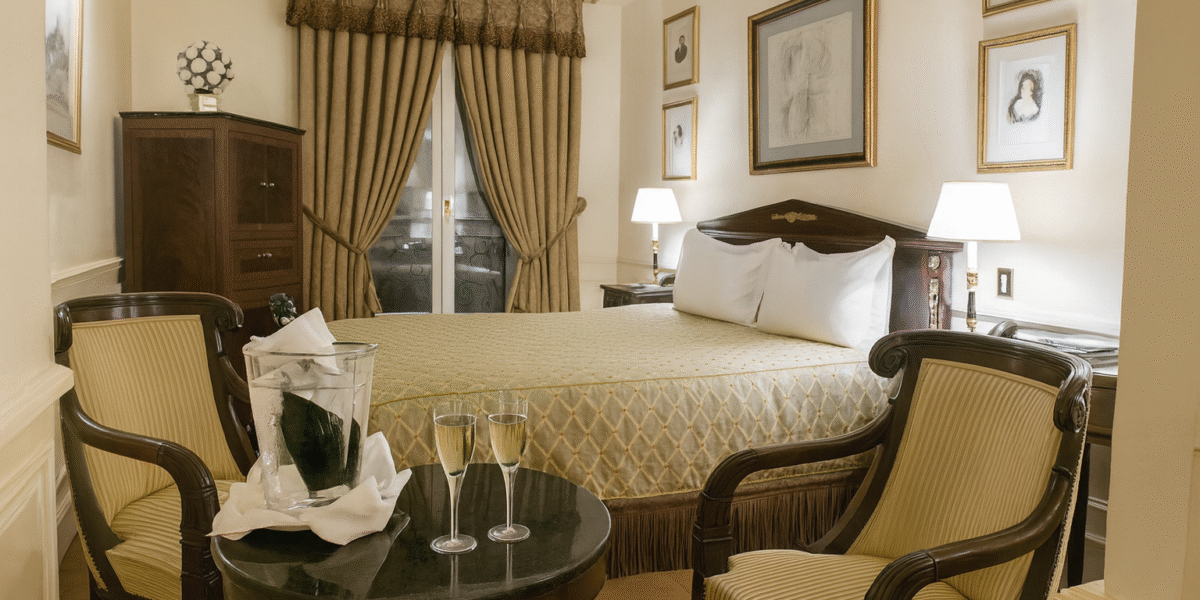 Executive-room-luxembourg-parc-paris2 Executive room luxembourg parc paris2